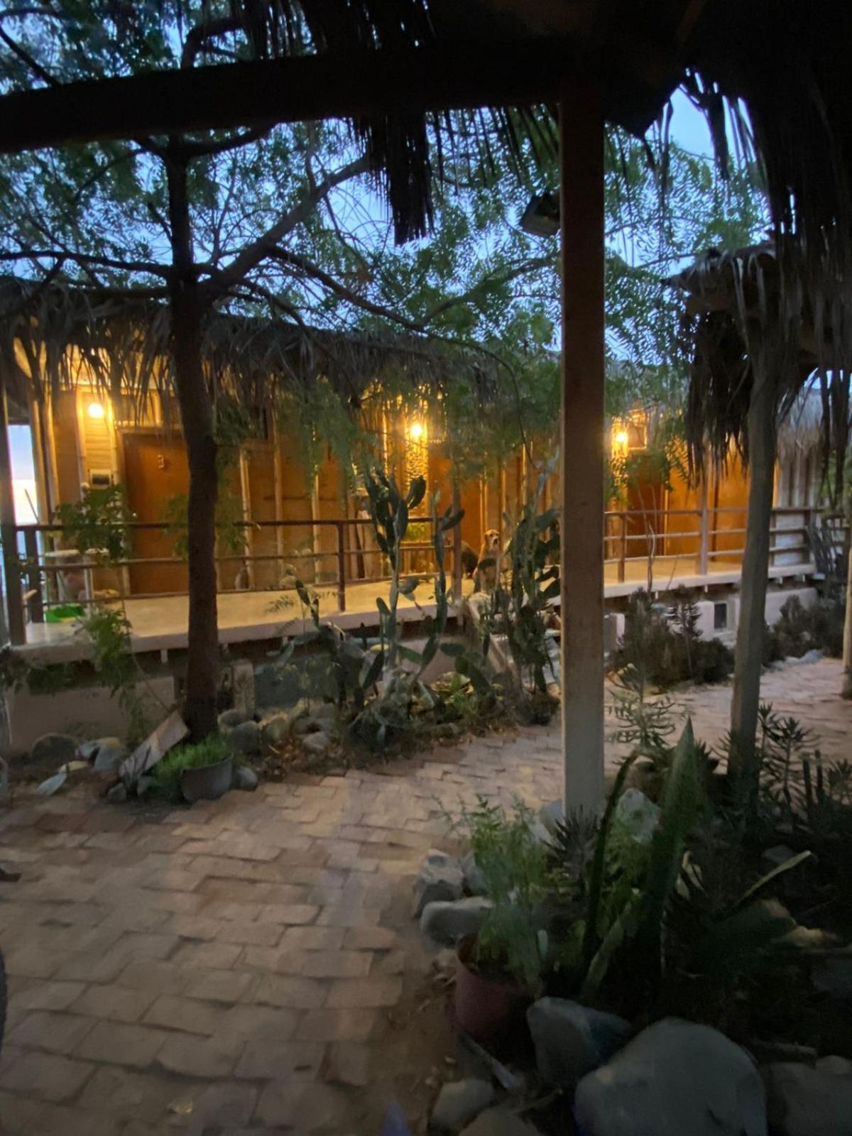 Ferienwohnung Altavista Casa De Huespedes Vichayito Exterior foto